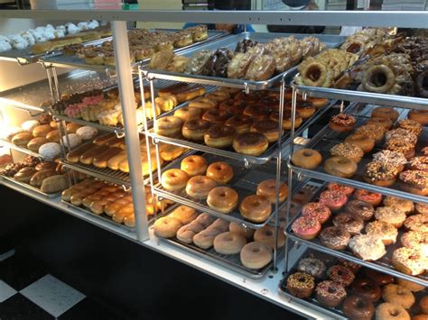 The donut shop - 6525 Chippewa St, St. Louis, MO